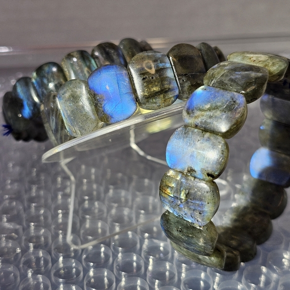 Labradorite Soft Bangle - Picture 2 of 4